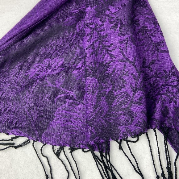 Rich deep jewel tone purple and black pashmina scarf two sided weave tasseled - Picture 3 of 11